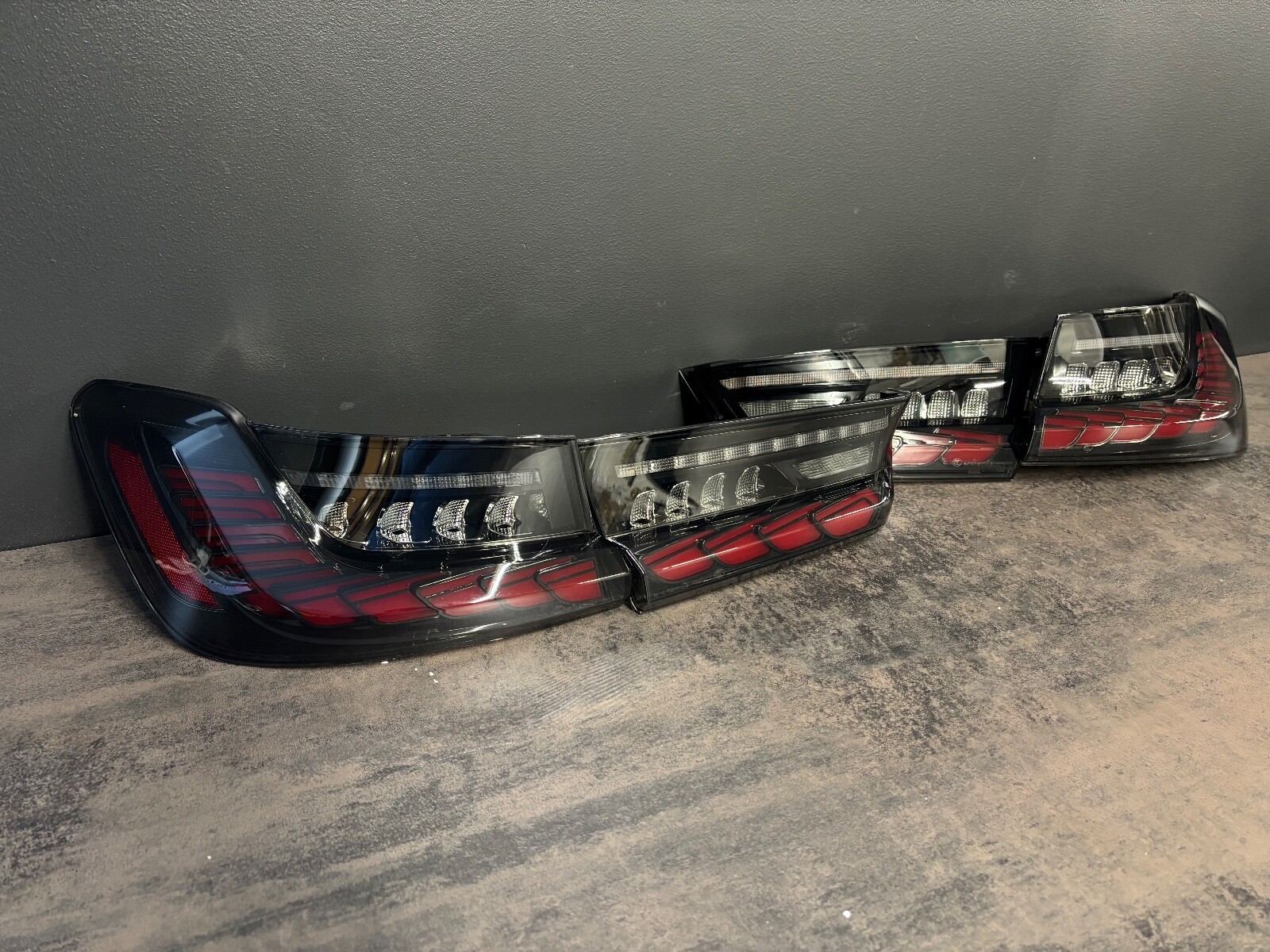 DMB18042-bmw-g20-led-oled-smoked-tamstini-galiniai-zibintai-lempos (1)